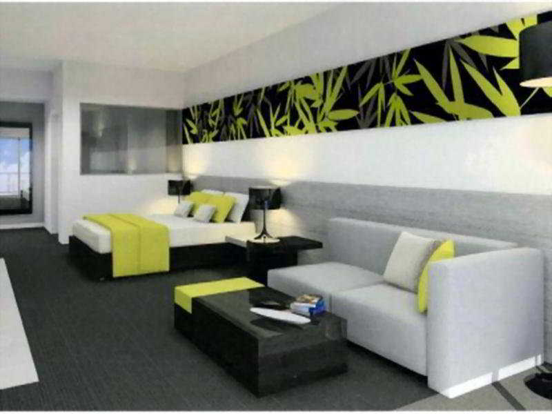 Oaks Townsville Metropole Hotel Quarto foto